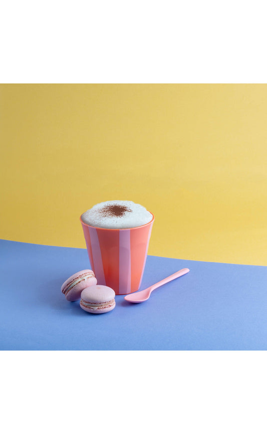 Becher NORA CUP M STRIPES: Strong coral Koziol ideas for friends GmbH NATURKINDCHEN