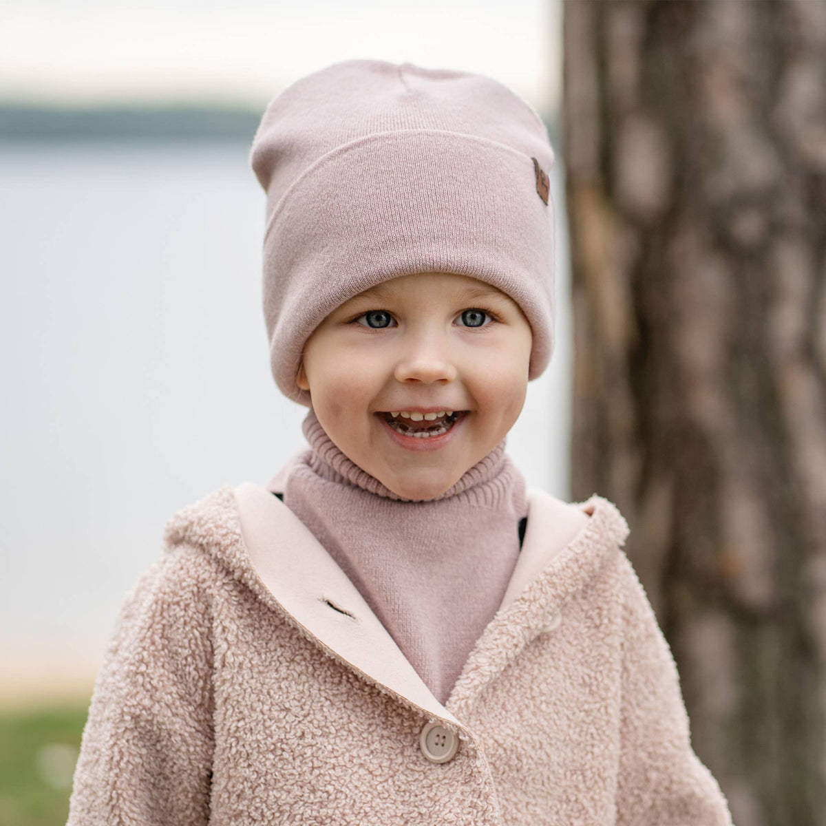 Strickmütze für Kinder aus Merino und Cashmere: Dunkelgrau / 3-10 Jahre menique      NATURKINDCHEN