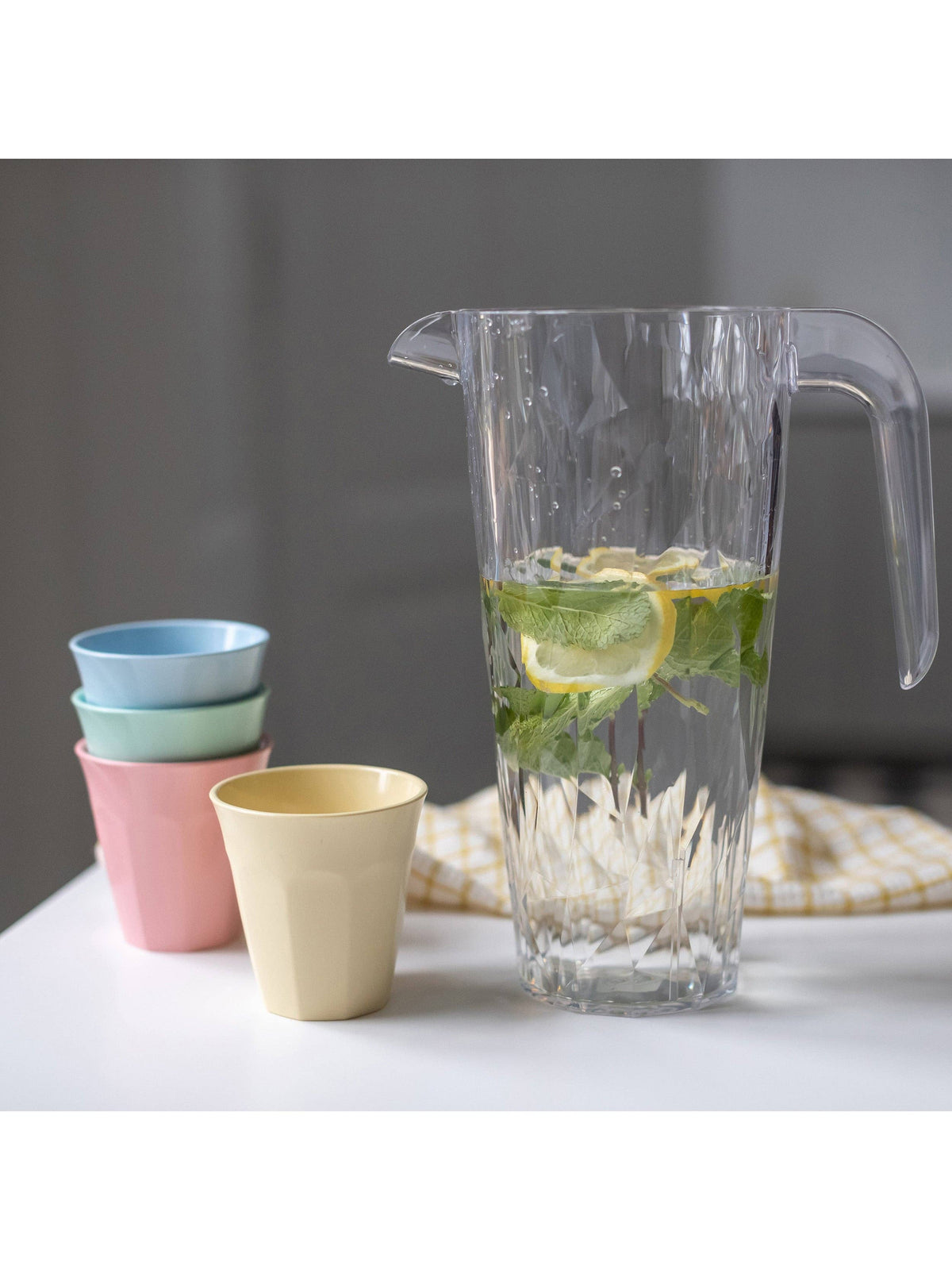 Becher NORA CUP S: Positive purple Koziol ideas for friends GmbH      NATURKINDCHEN