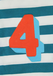 Bio-Langarmshirt mit vier Applikationen und türkisfarbenen Streifen: 4—5 J /110 cm Toby Tiger GmbH      NATURKINDCHEN