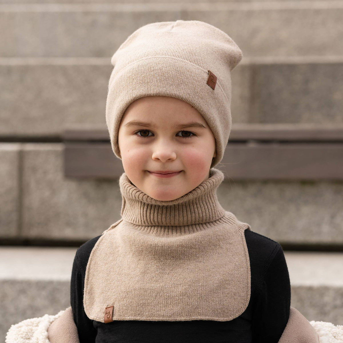 Dickie Halswärmer für Kinder aus Merino und Cashmere: Dunkelgrau / 3-10 Jahre menique      NATURKINDCHEN